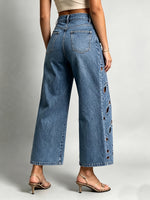 Chic Floral Cutout Cropped Wide-leg Jeans